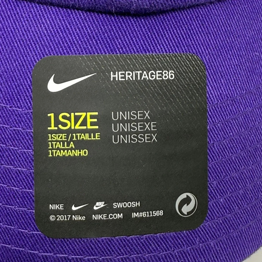 Nike bold adjustable style