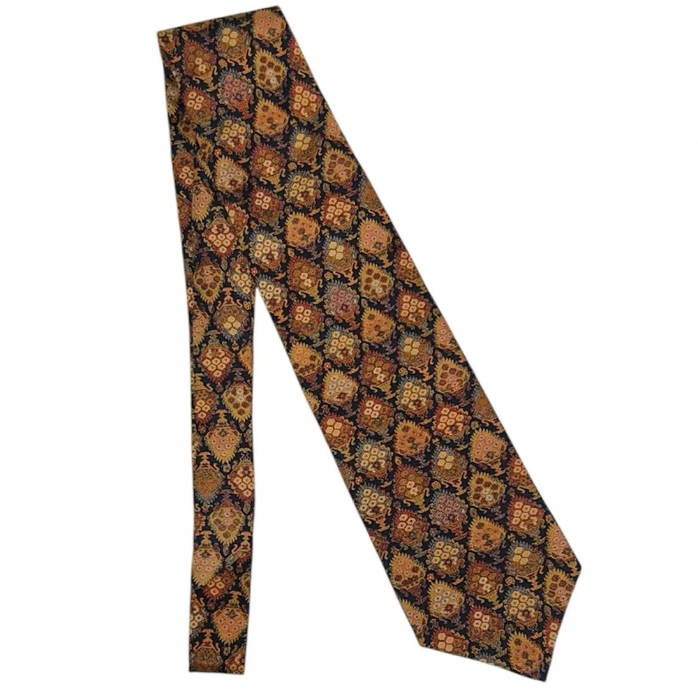 Smithsonian Institute 100% silk tie. 1875 Brussels Carpet‎ Design. Made in USA