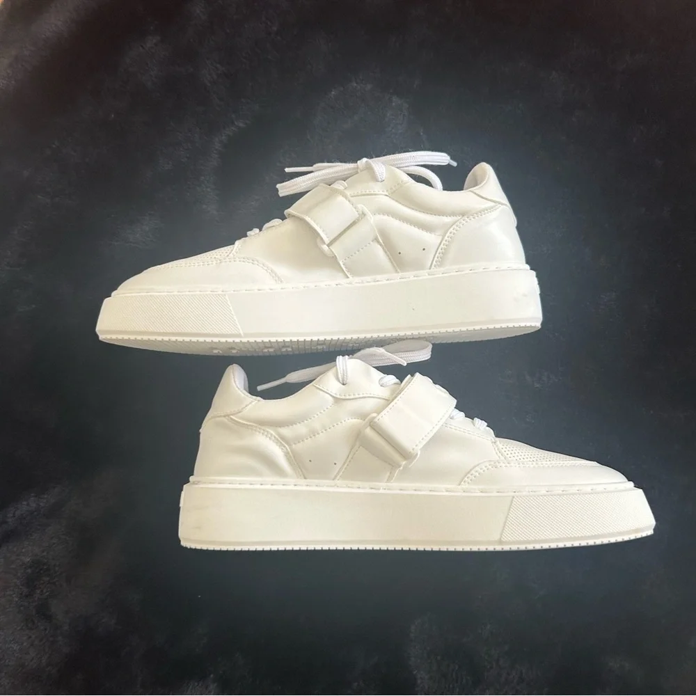 Ganni low top