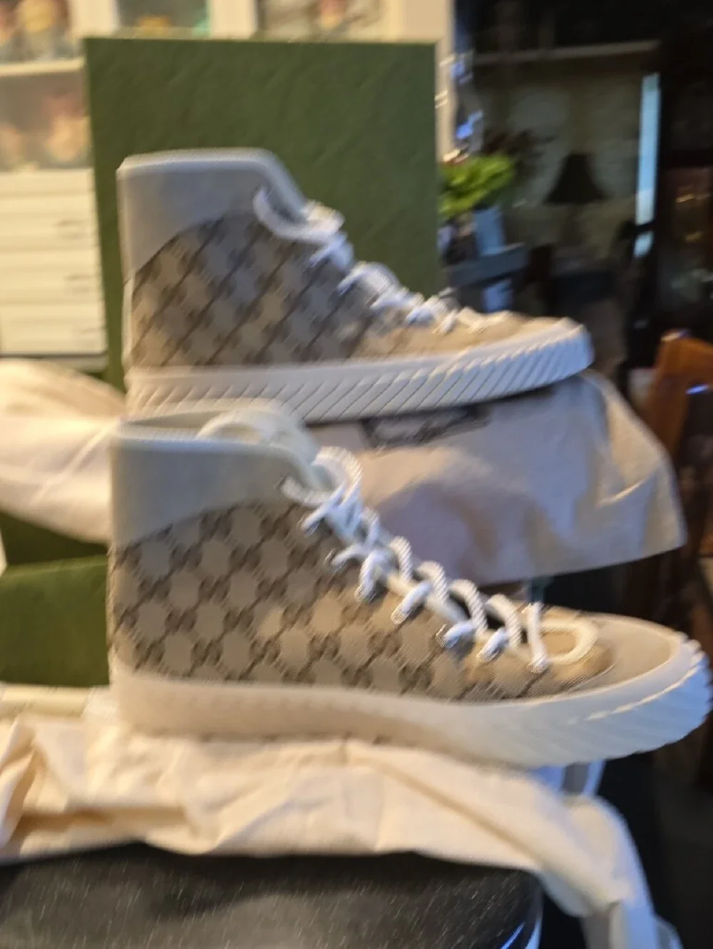 Gucci shoe suede