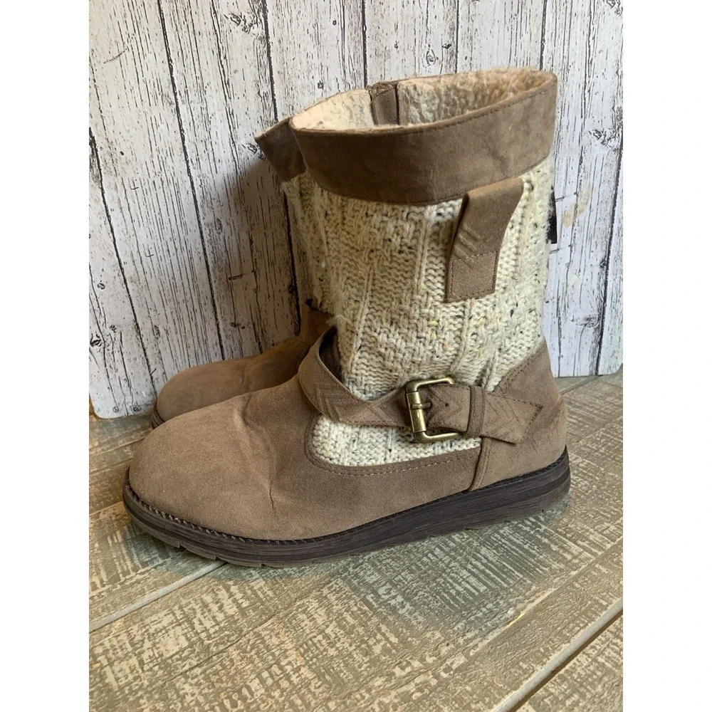 Muk Luks mukluks boots