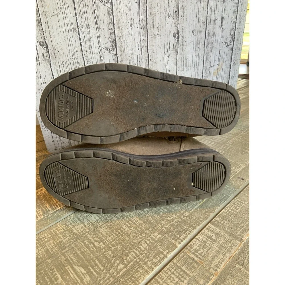 Muk Luks mukluks boots