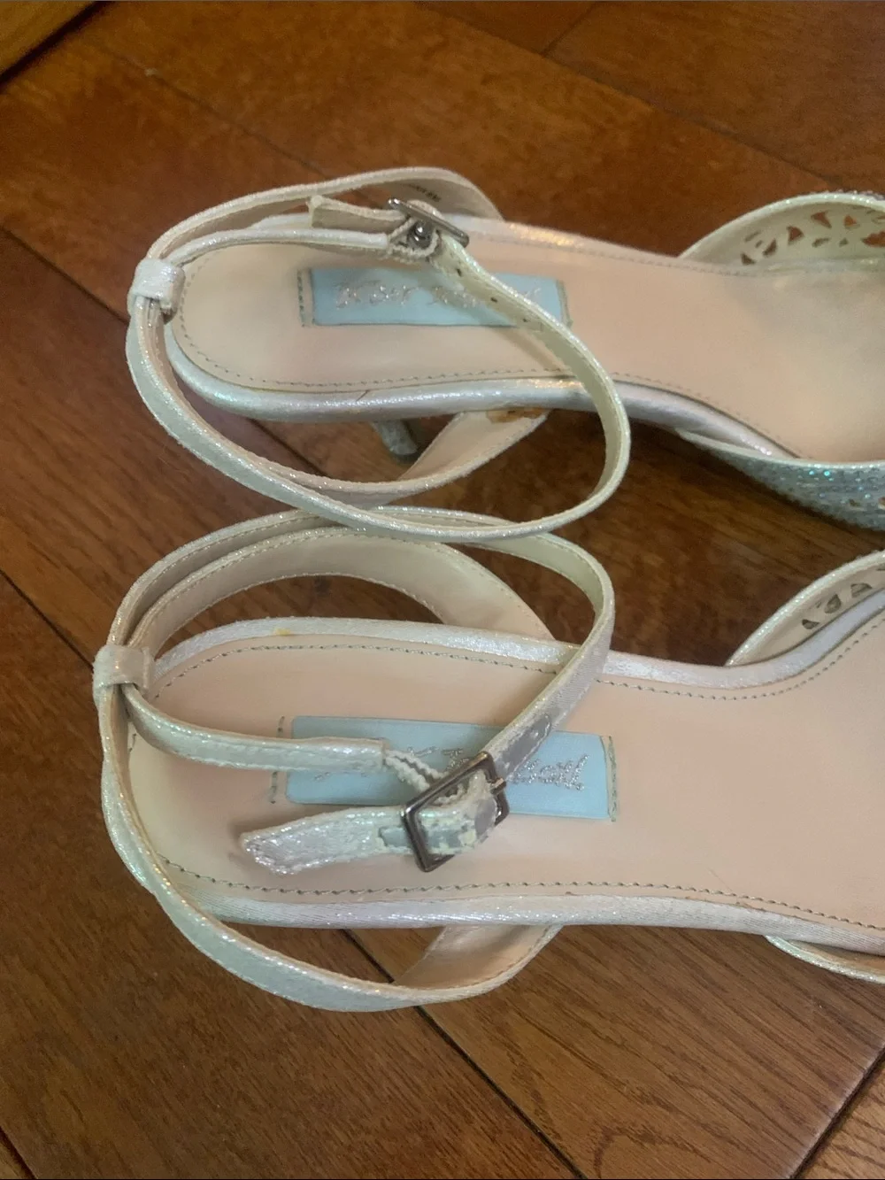 Betsey Johnson elegant open
