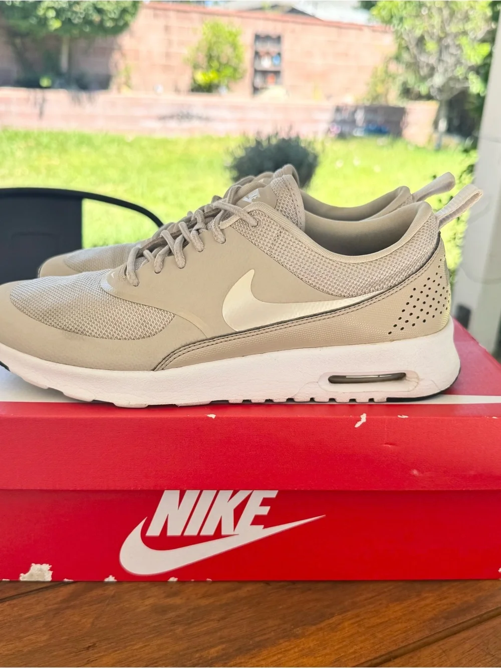 Nike lightweight men’s