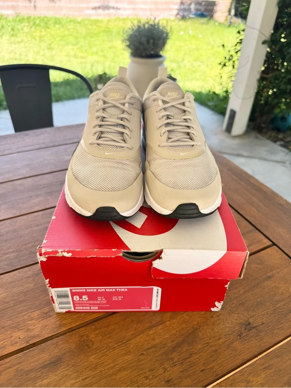 Nike lightweight men’s