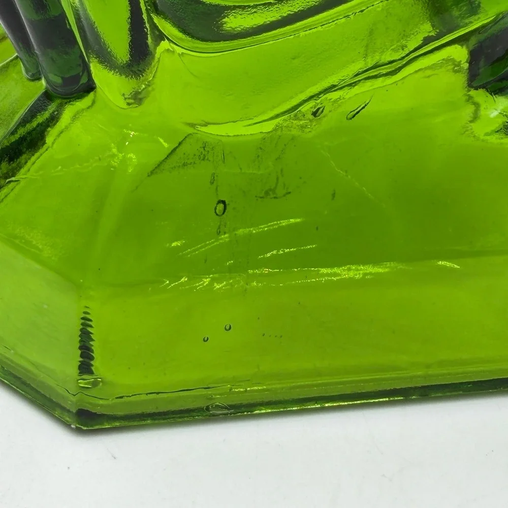 Le Smith vibrant green