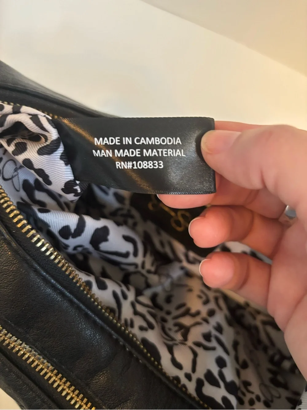 Jessica Simpson soft vegan