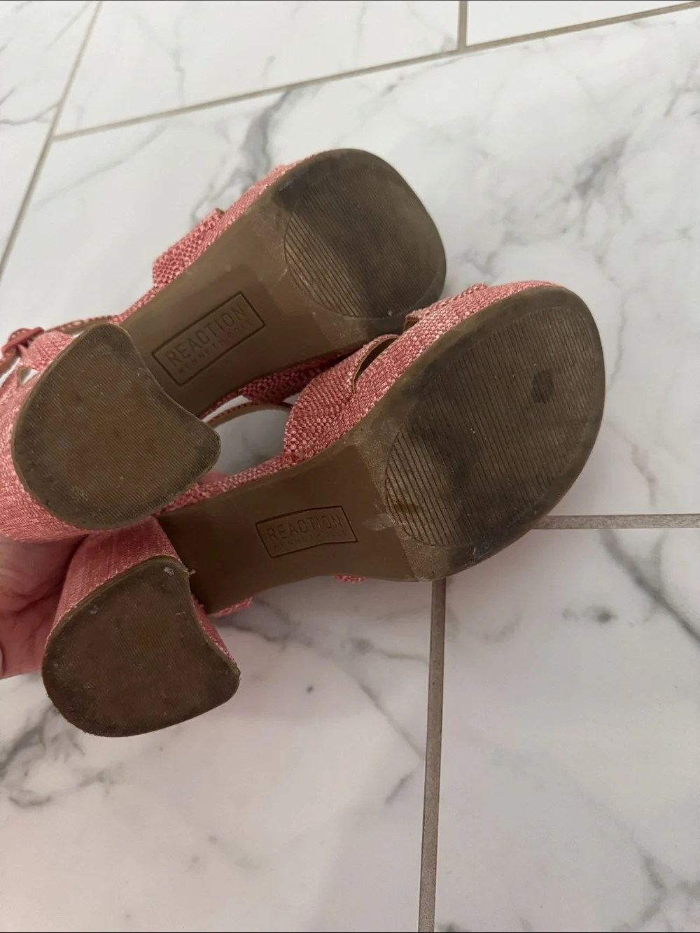Reaction Kenneth Cole style pink fashion