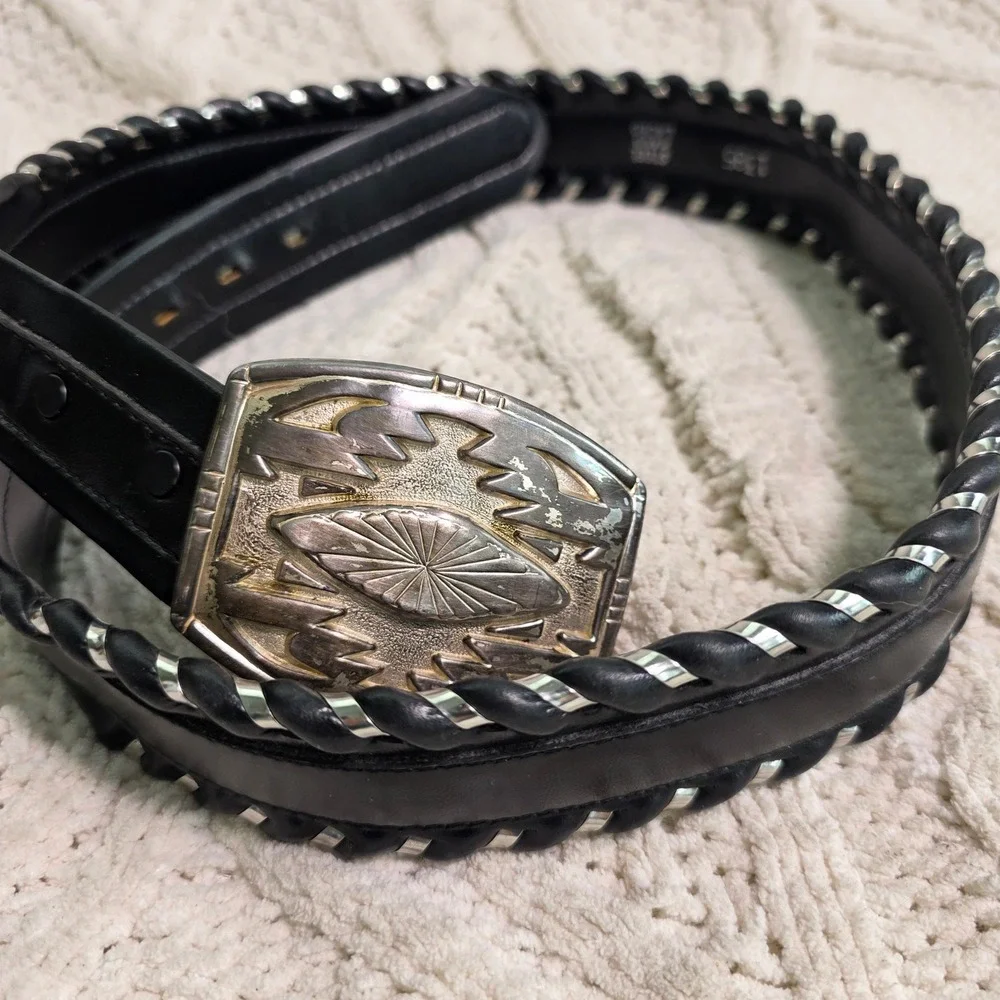 Vintage 1995 Western Belt Black Steel Hand Laced Thick Leather USA Mens 34