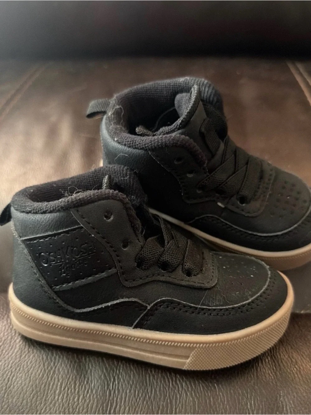 OshKosh Bgosh stylish black