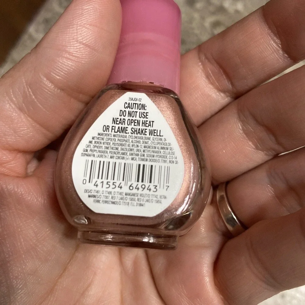Maybelline hello am