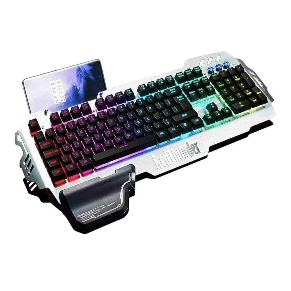 Red Thunder colors vary from