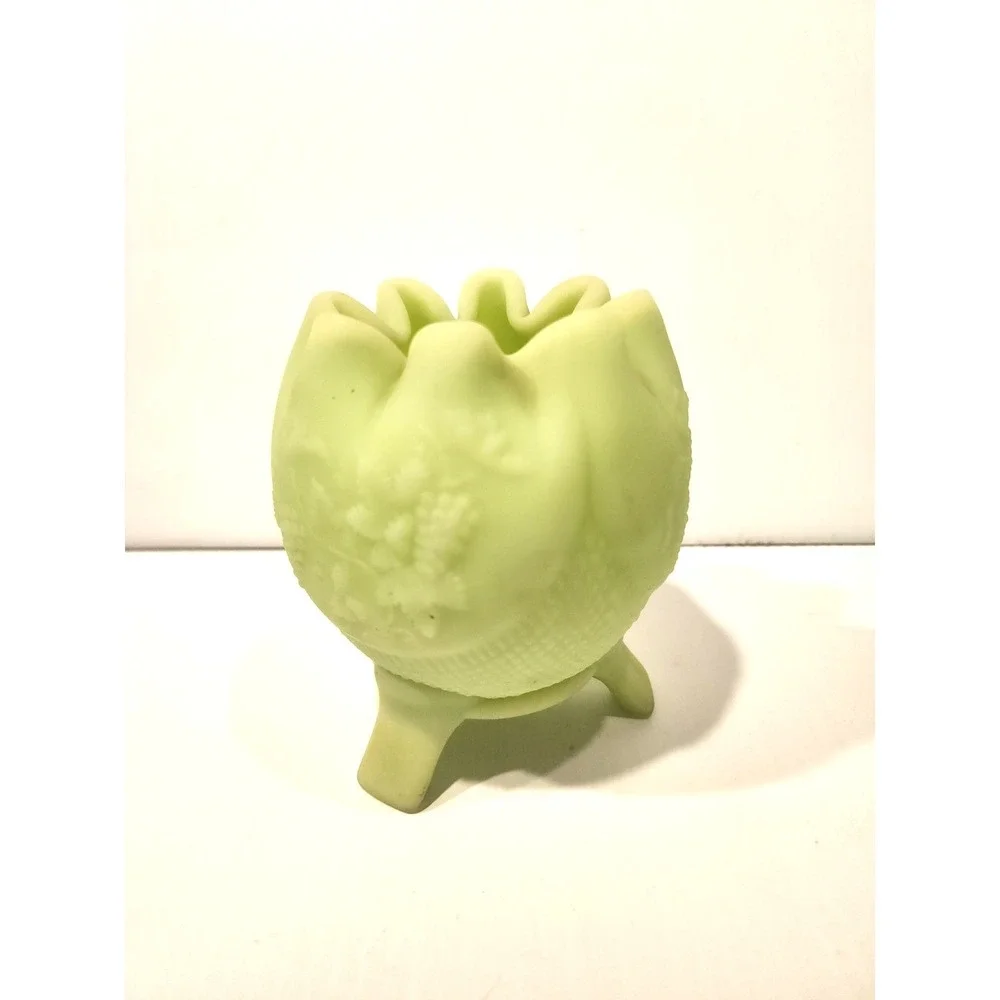 Fenton vintage uranium