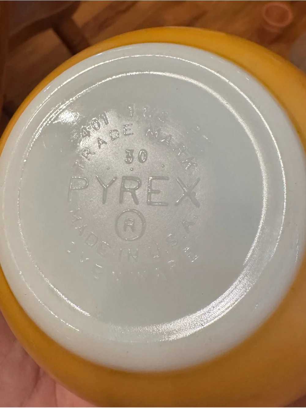 Pyrex mixing bowl