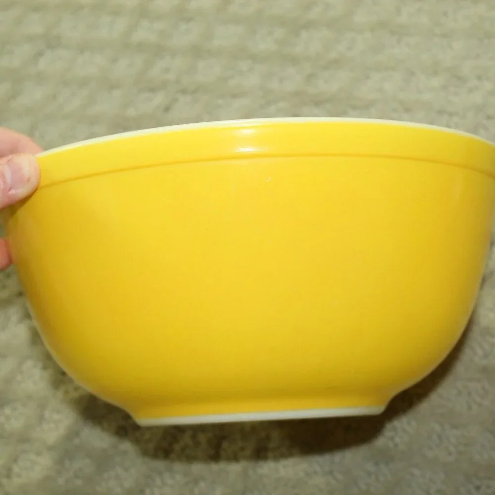 Pyrex this vintage