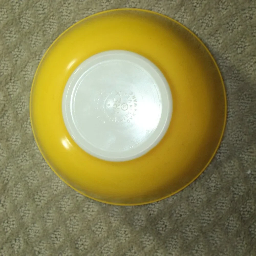 Pyrex this vintage