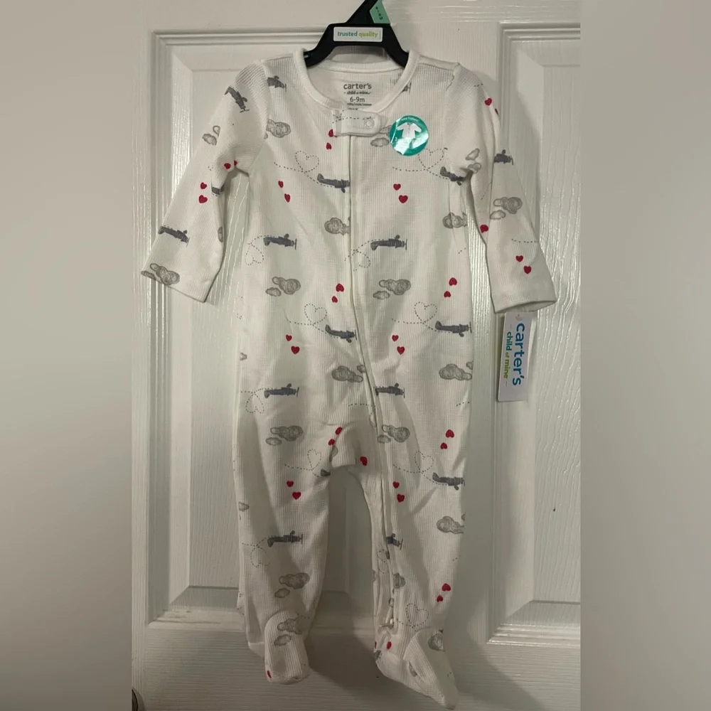 🔴 3/$12 Carter's White Footie with Gray and Red‎ Accents! NWT!