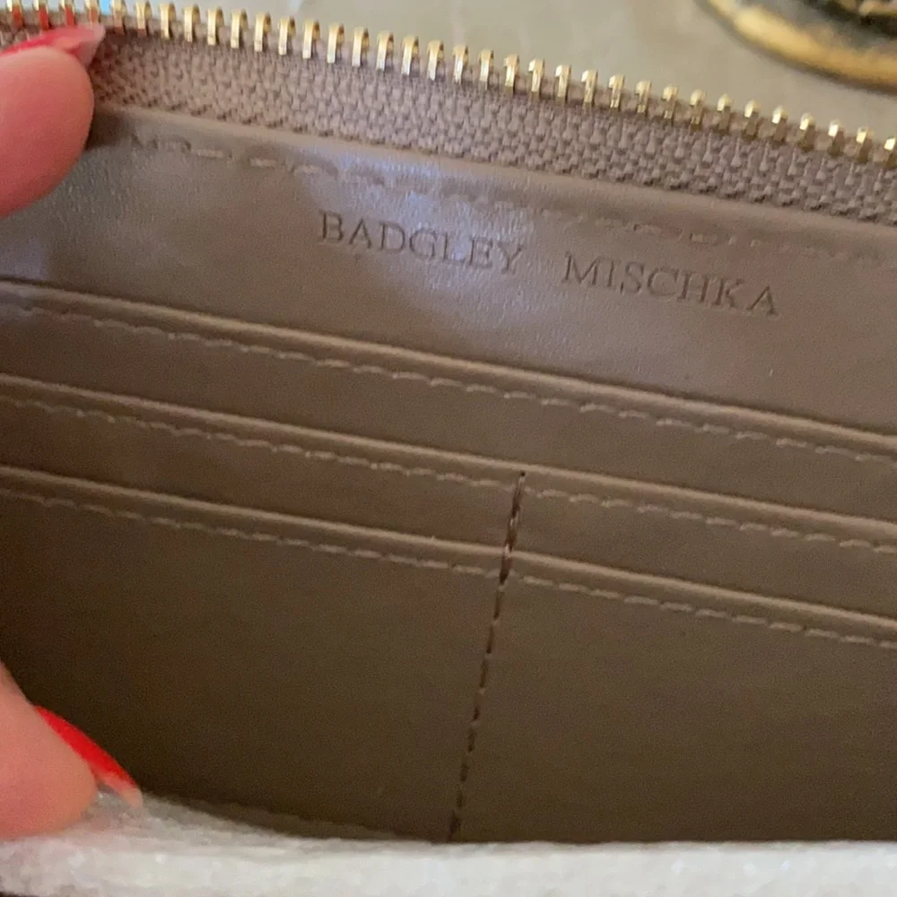 Badgley Mischka nwt ❤️