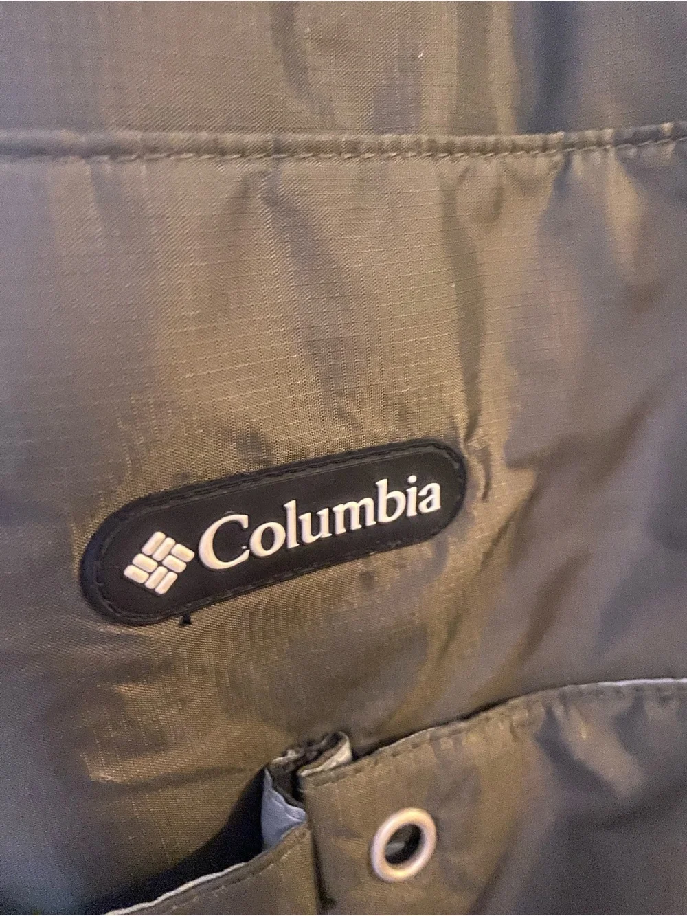 Columbia compact crossbody