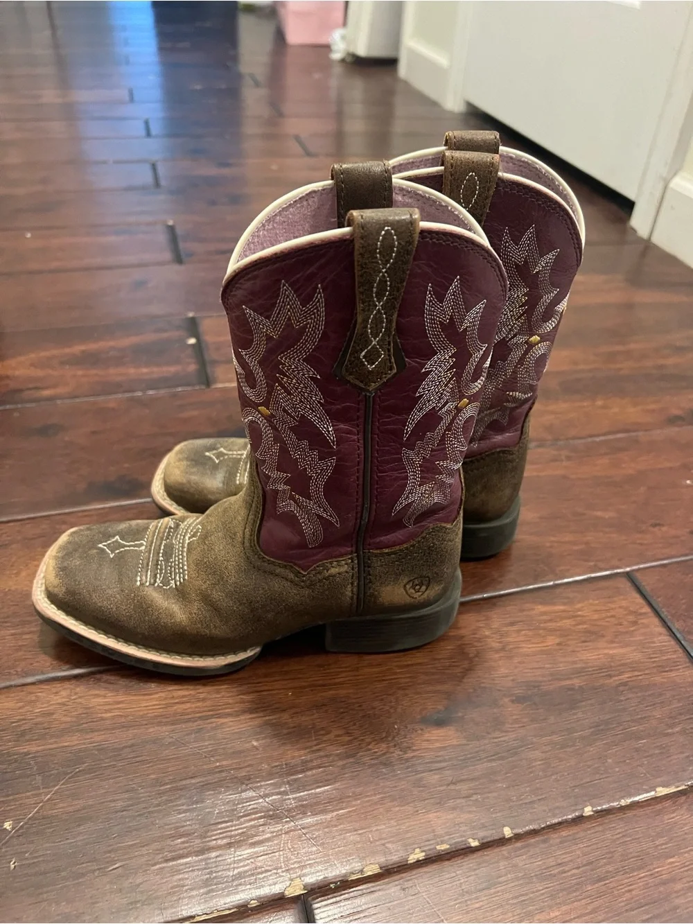 Aria ariat girl