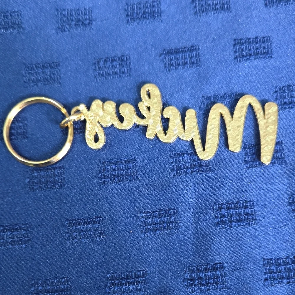 N/A elegant gold