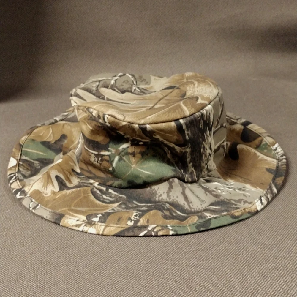 Camo floppy hat youth