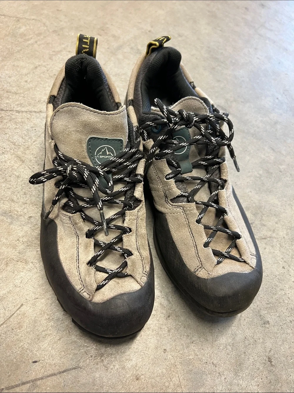 La Sportiva sturdy approach