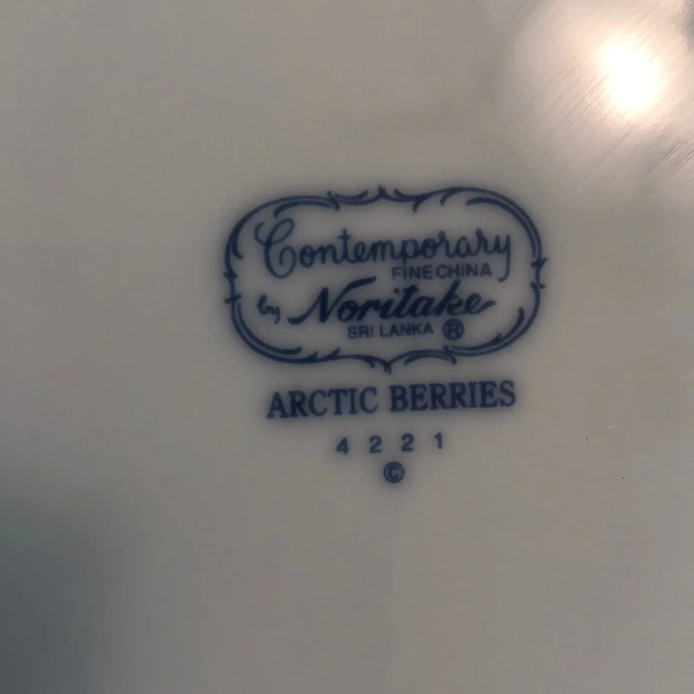 Noritake cracks no been
