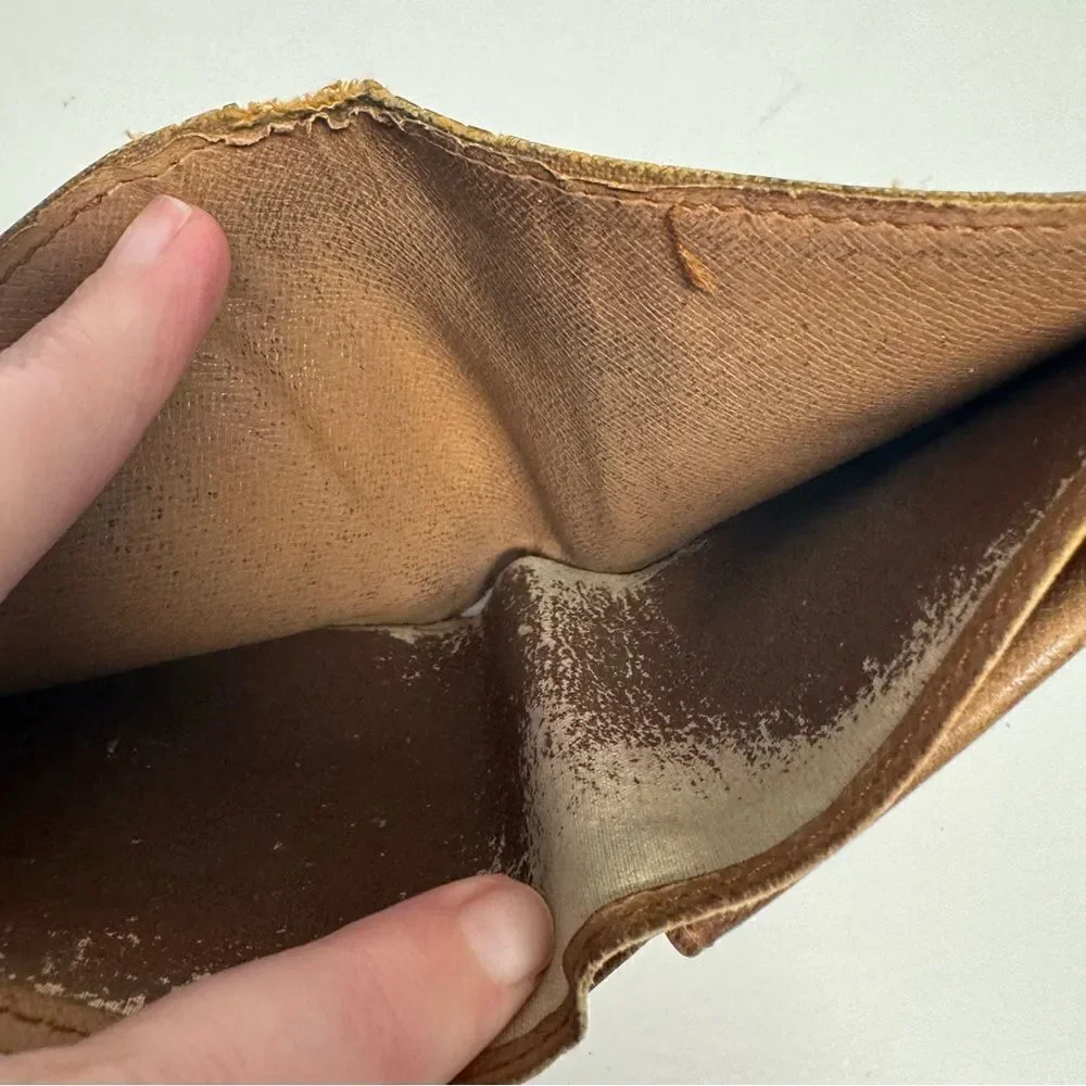 Louis Vuitton lv louis