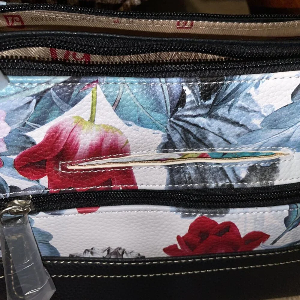 Stone Mountain Accessories brand new