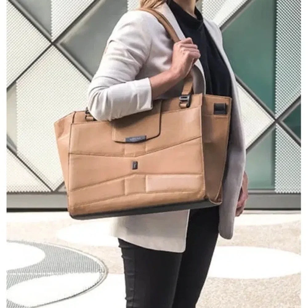 Nomahawk Urban Nomad Leather Tote Shoulder Bag Remote Laptop Platform Commuter
