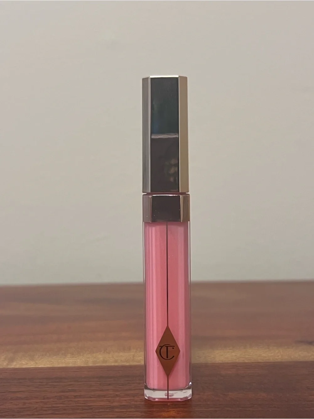 Charlotte Tilbury high shine