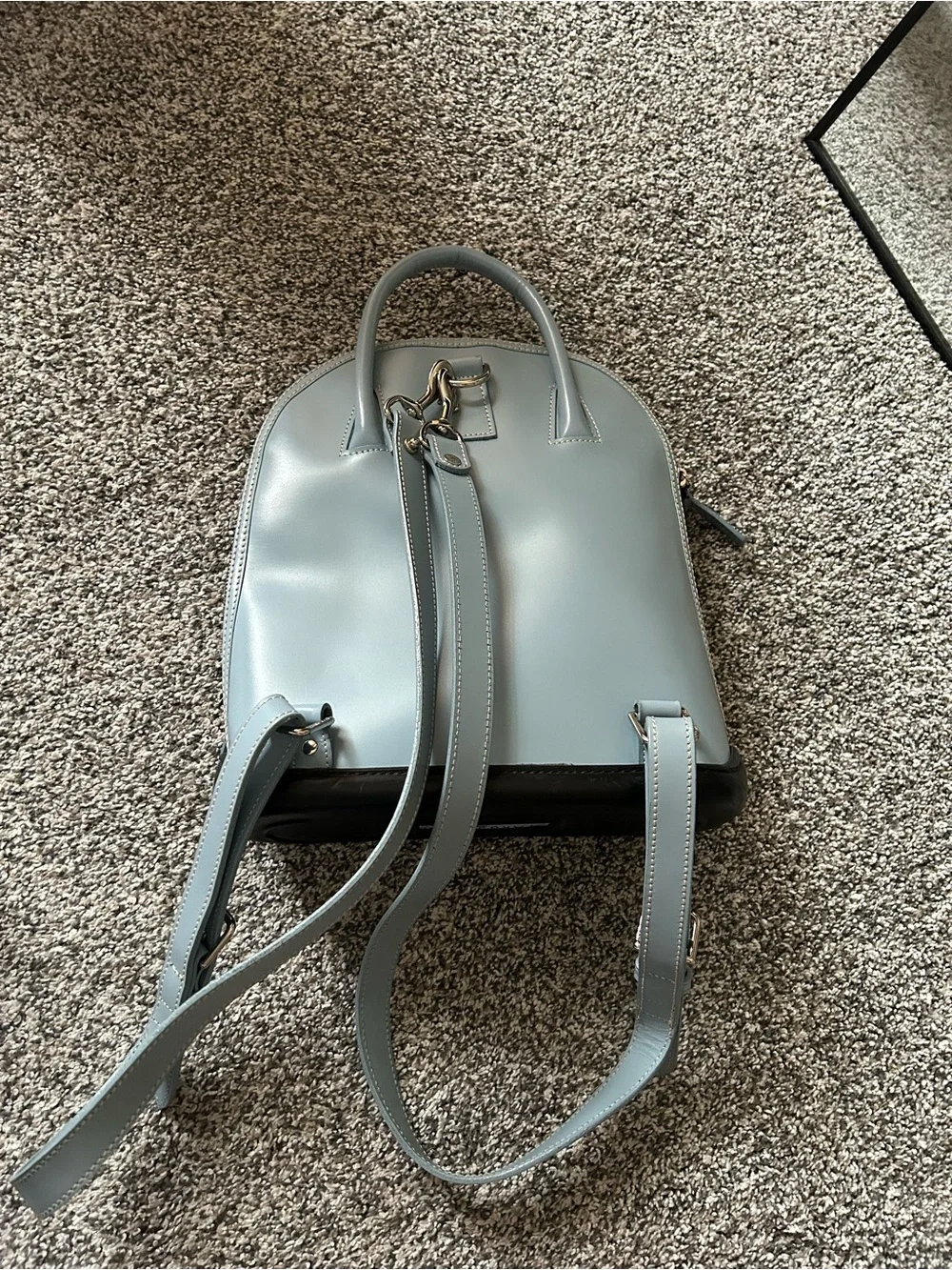 Dooney & Bourke smooth leather