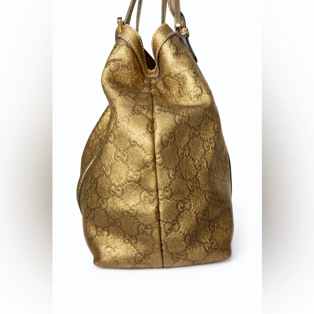Gucci make bold