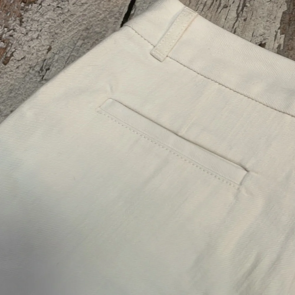 NWOT Kate Spade White Capri White Crisp Denim