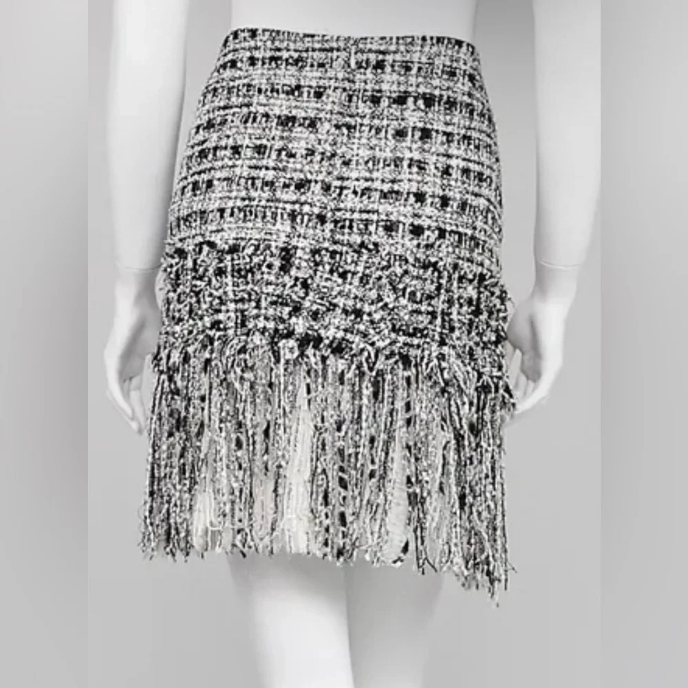 CHANEL stylish tweed