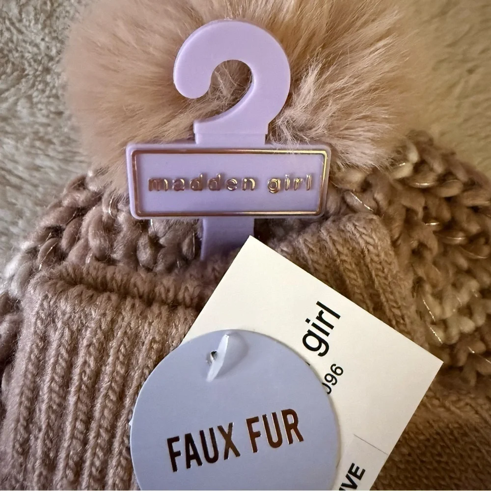 Madden Girl mauve acrylic 16