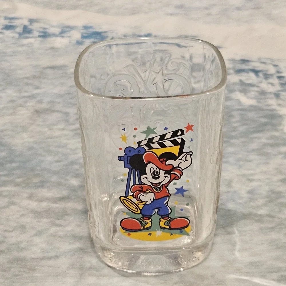 McDonalds vintage 2000