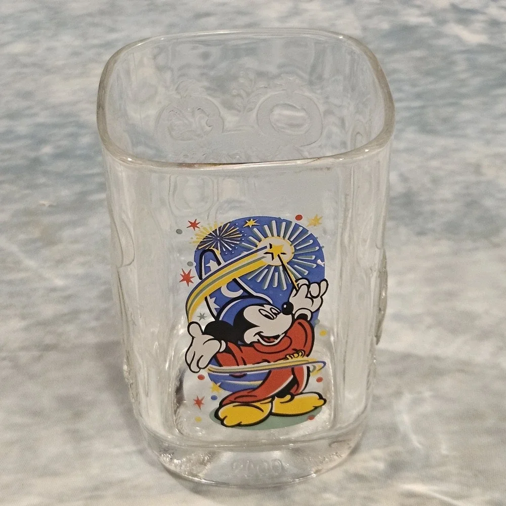 McDonalds vintage 2000