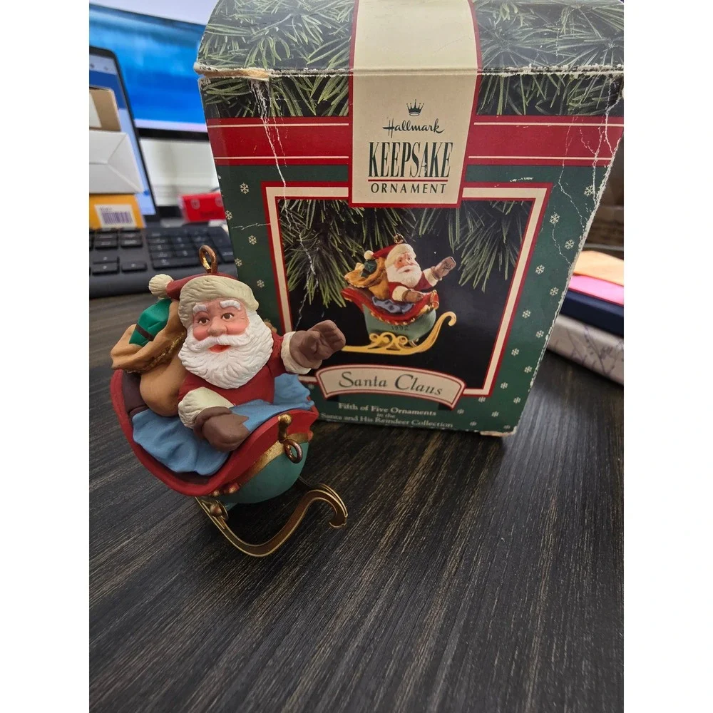 1992 Hallmark Keepsake Ornament Santa Claus Sleigh Reindeer Collection Vintage‎