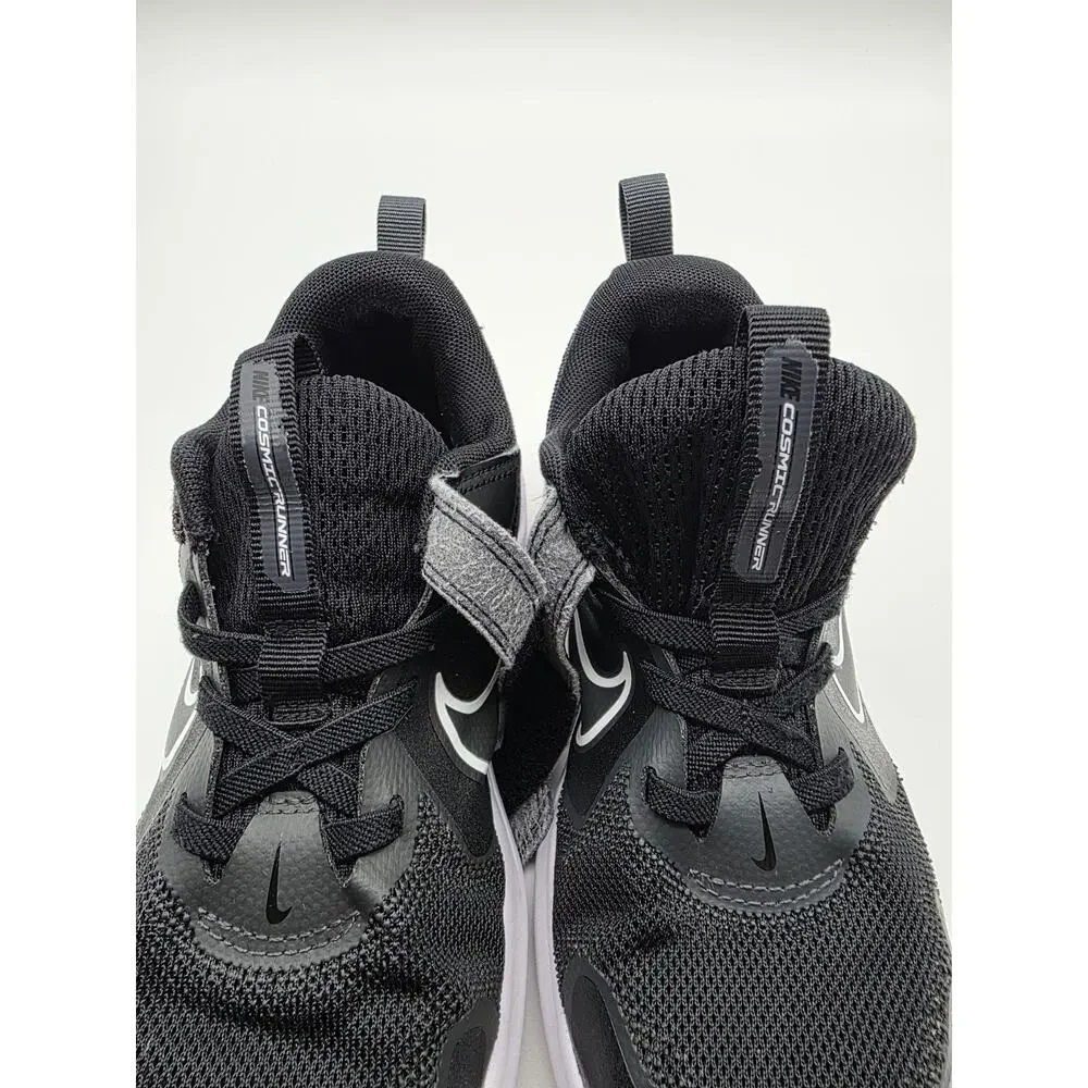Nike cosmic runner