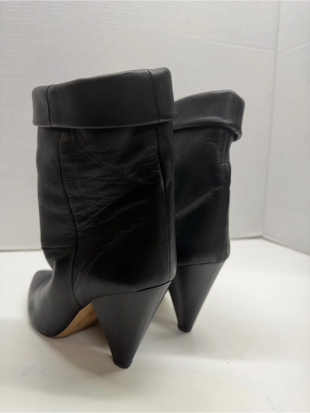 Isabel Marant Dalby Ankle Boots Pointed Toe Leather Pull On Black Size 39 / 9