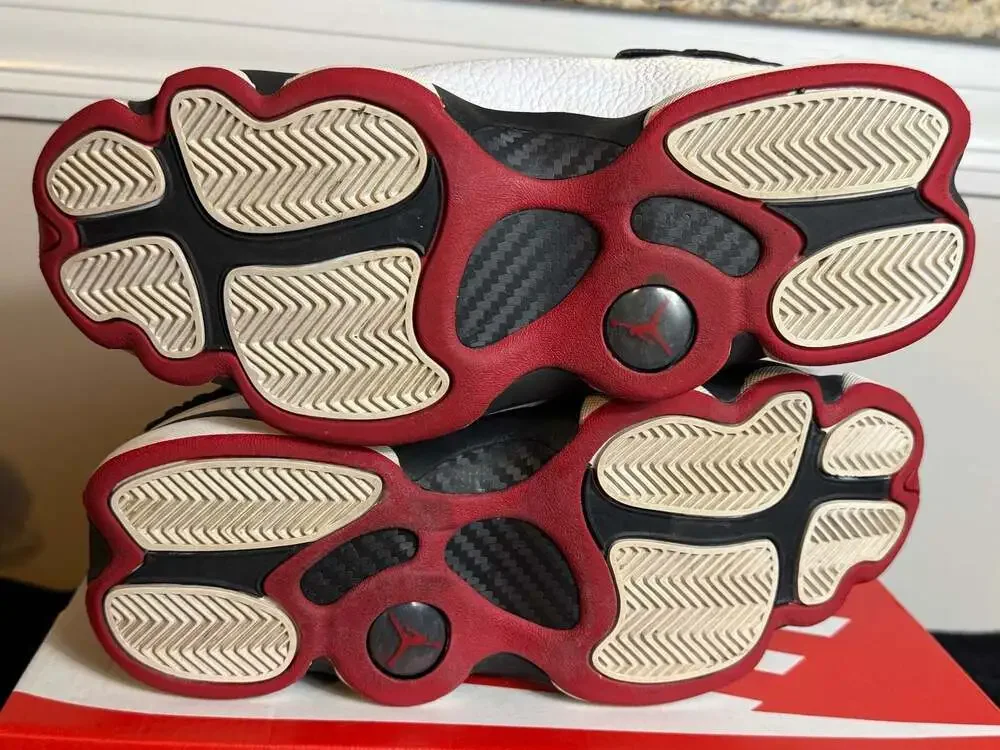 Jordan rings black