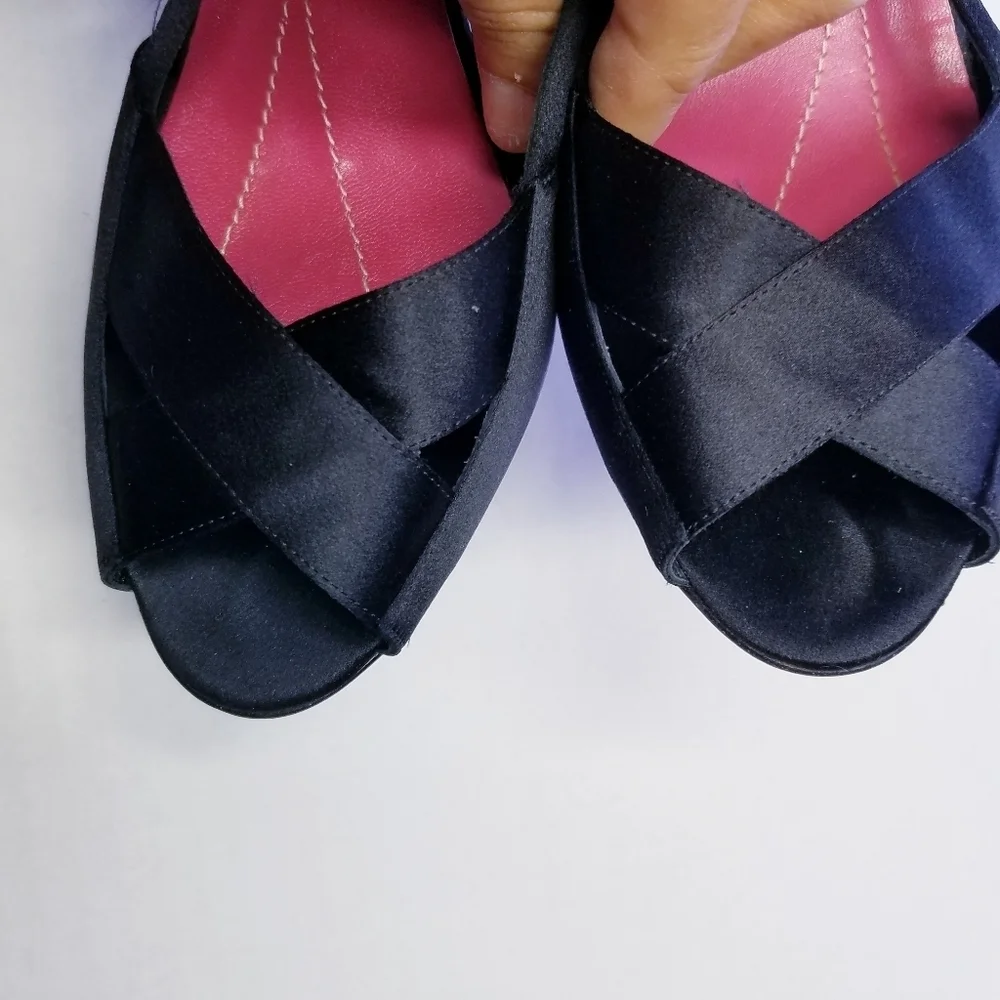 kate spade excellent ***some