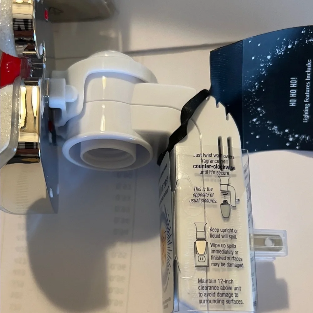 Bath & Body Works charming santa