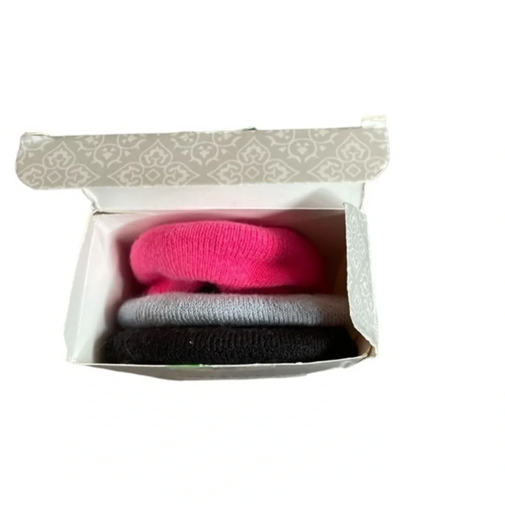 Libruone NWT Yoga Barre Socks Set of 3 Size‎ 5-10