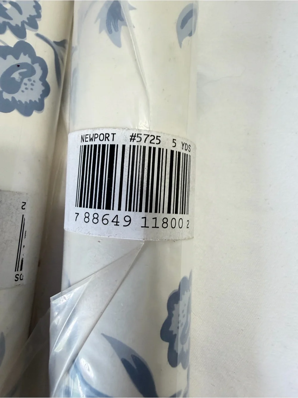 Newport wrapped wallpaper ivory