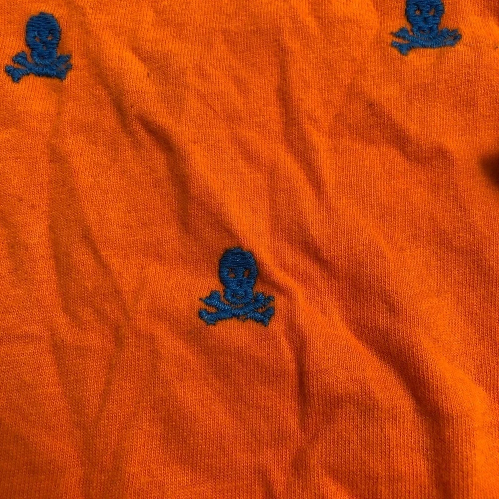 GAP orange blue
