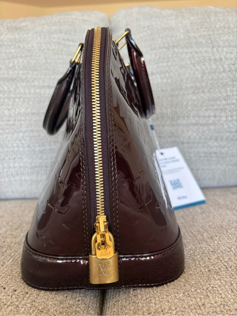 Louis Vuitton glossy vernis