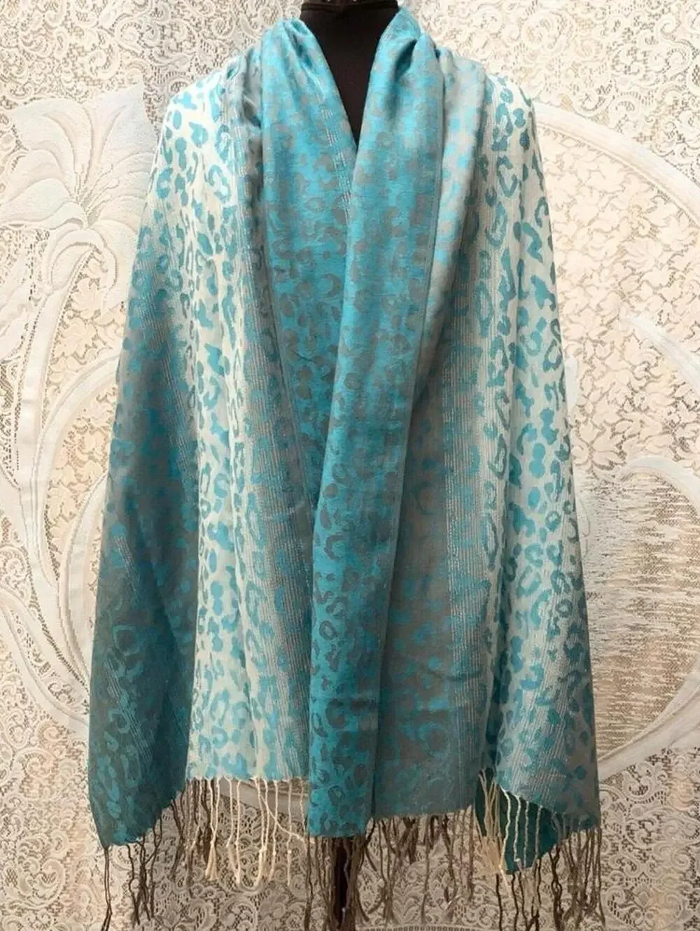 N/A turquoise aqua